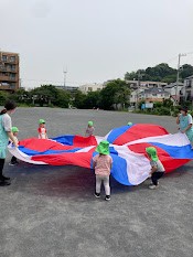 ぴーまん保育園弘明寺、パラバルーン、散歩