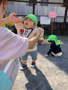 ぴーまん保育園弘明寺　散歩