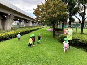 新杉田　保育園　散歩