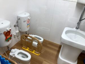 新杉田　保育園　トイレ